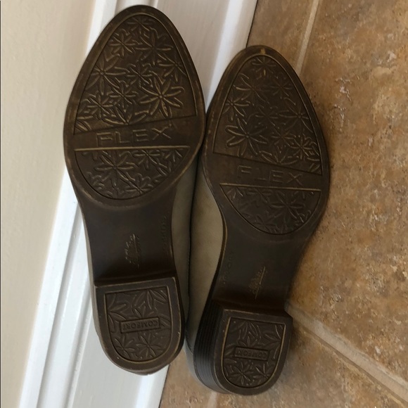 NWOT Life Stride Velocity booties - Picture 4 of 5